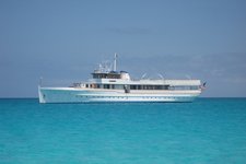 Beautiful and unique motor yacht for special events in Yonkers.
