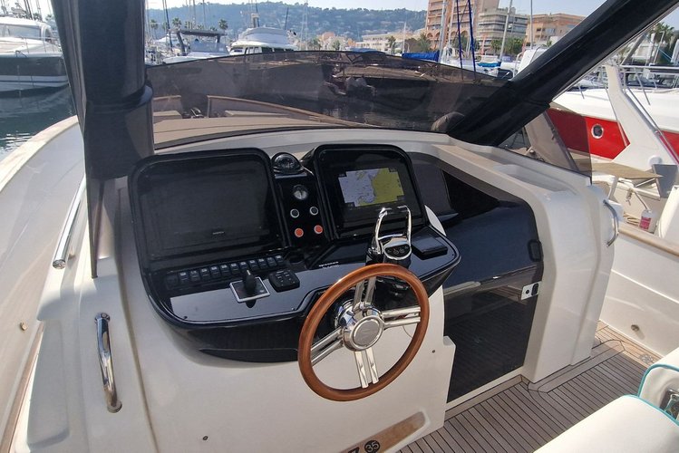 APREAMARE's 36.0 feet in golfe juan