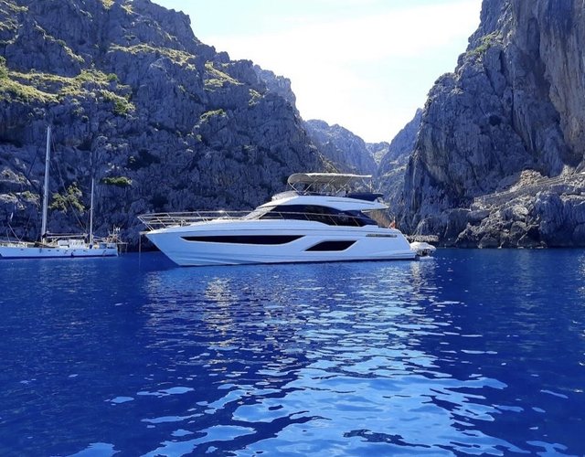 Bavaria Yachtbau boat for rent in Palma de Mallorca