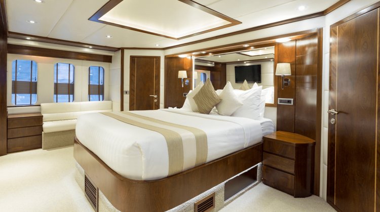 Up to 20 persons can enjoy a ride on this Mega yacht boat