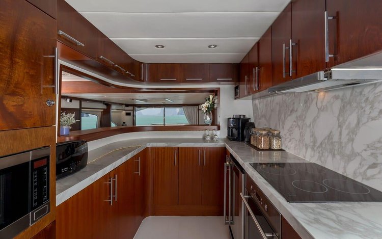 This 100.0' Bilgin cand take up to 20 passengers around Phuket