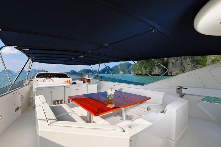 Discover Phuket surroundings on this 106ft Falcon boat