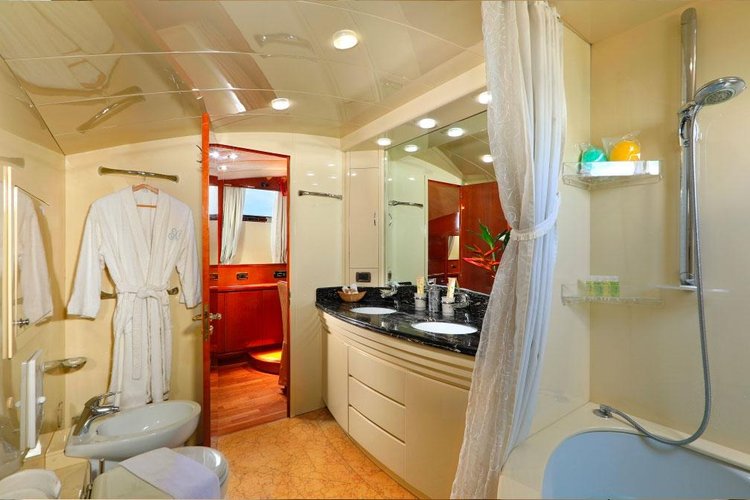 Boat for rent Falcon 106.0 feet in Ao Po Grand Marina, Thailand