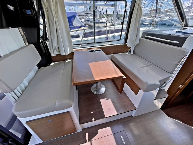 Discover Zadar region surroundings on this Merry Fisher 1095 Jeanneau boat