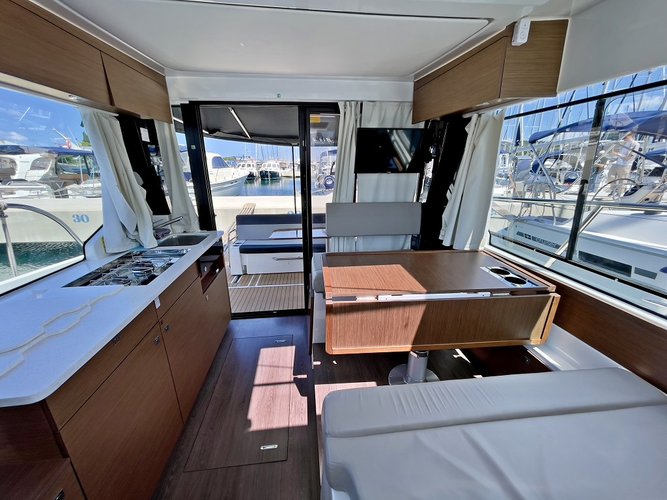 Boat rental in Zadar region, 