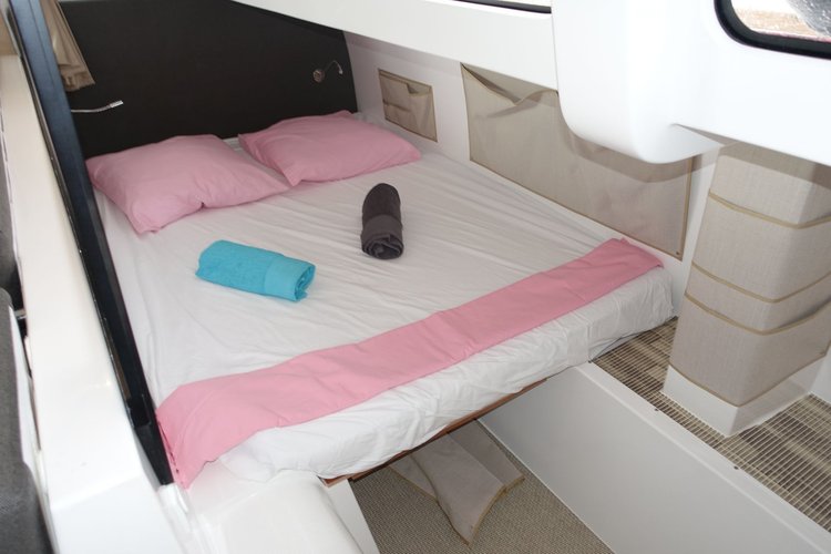 Discover Martinique surroundings on this Neel 43  boat