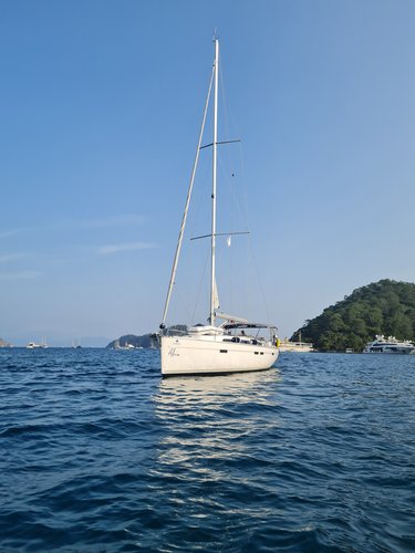44.6 feet Bavaria Yachtbau in great shape