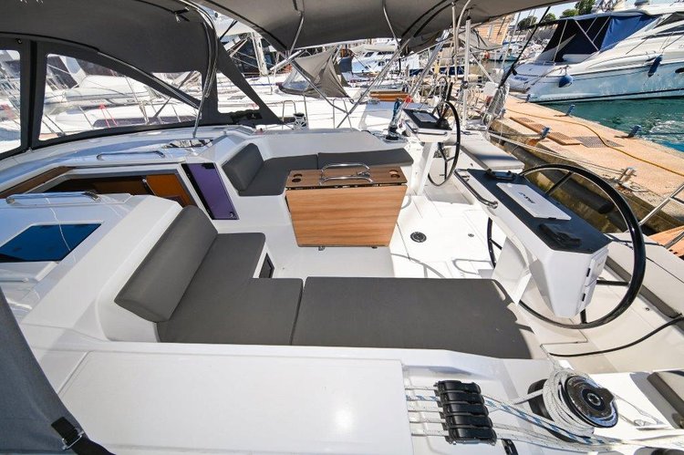 Boat rental in Zadar, 