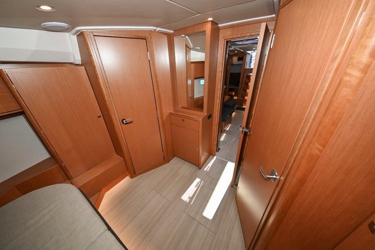 Up to 10 persons can enjoy a ride on this Bavaria Yachtbau boat