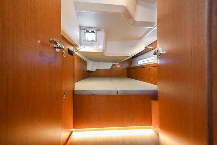 45.8 feet Bavaria Yachtbau in great shape
