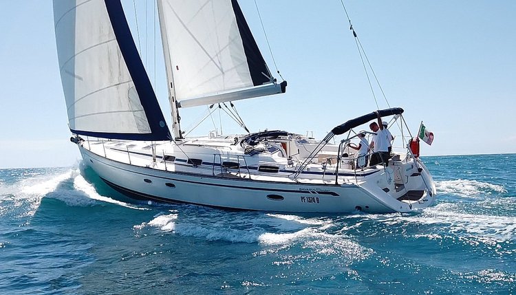 Monohull boat rental in Talamone Port, Italy