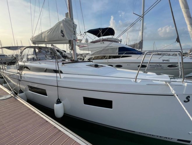 Bénéteau's 35.3 feet in Phuket