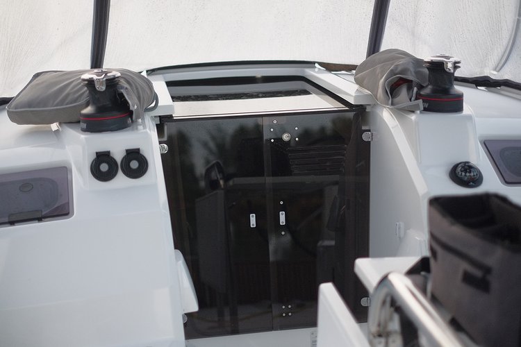 Discover Phuket surroundings on this Oceanis 34.1 Bénéteau boat