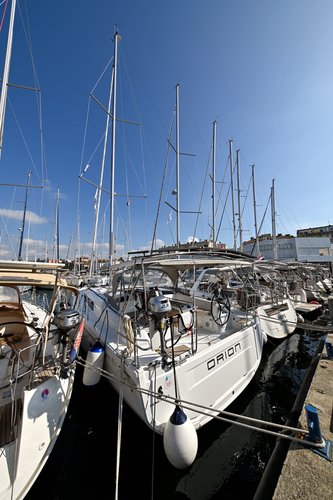 Monohull boat rental in Marina Zadar, Croatia