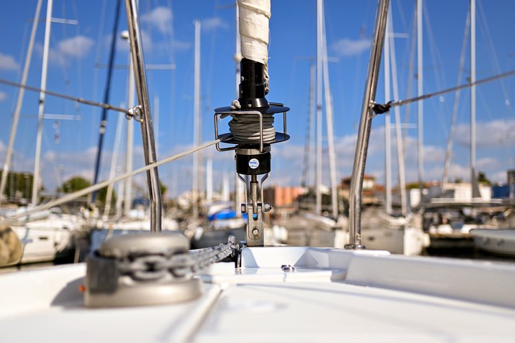 Monohull boat rental in Marina Zadar, Croatia