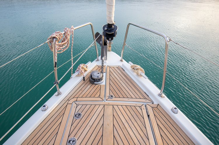 Discover Castiglioncello surroundings on this Oceanis 46.1 Beneteau boat