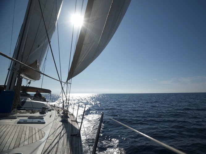 This 63.0' Dufour Yachts cand take up to 8 passengers around Paros