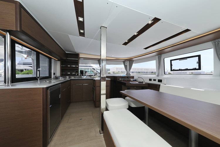 Up to 12 persons can enjoy a ride on this Lagoon boat
