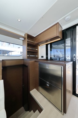 Up to 12 persons can enjoy a ride on this Lagoon boat