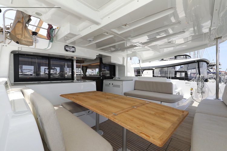 Boat rental in Sukošan, 