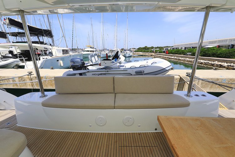 Up to 12 persons can enjoy a ride on this Lagoon boat