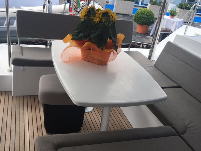 Boat rental in Rome, 
