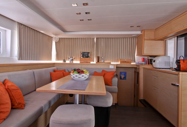 Boat rental in Rome, 