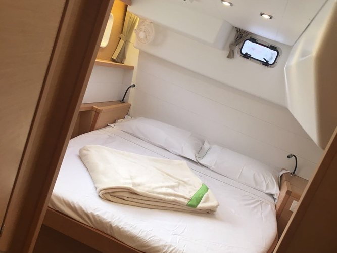 Catamaran boat rental in Marina di Nettuno, Italy