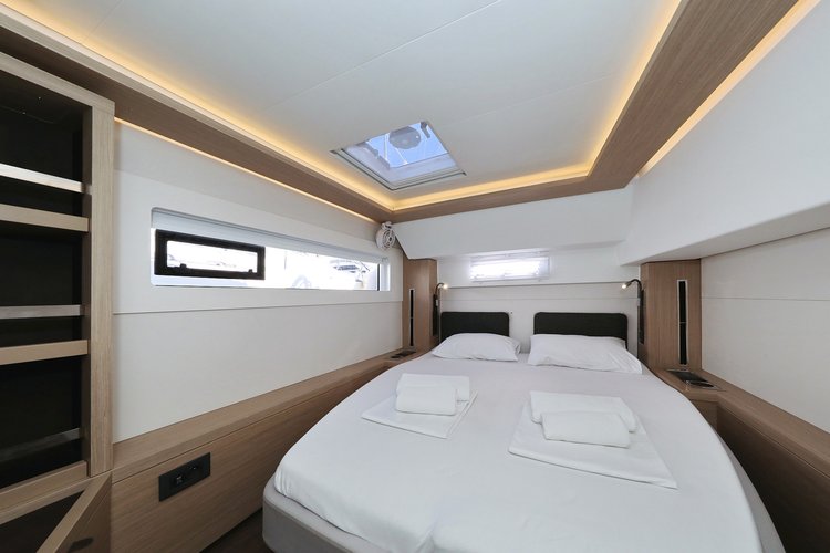 Discover Sukošan surroundings on this Lagoon 46  Lagoon boat