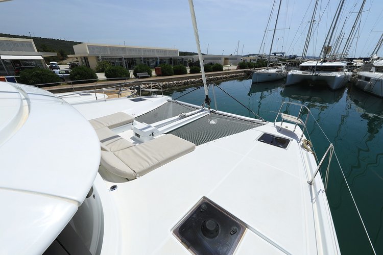 Boat rental in Sukošan, 