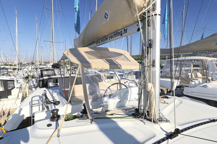Boat for rent Lagoon 48.4 feet in D-Marin Dalmacija Marina, Croatia