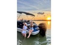 PARTY or Relax  on the XR7 (premium sound!)