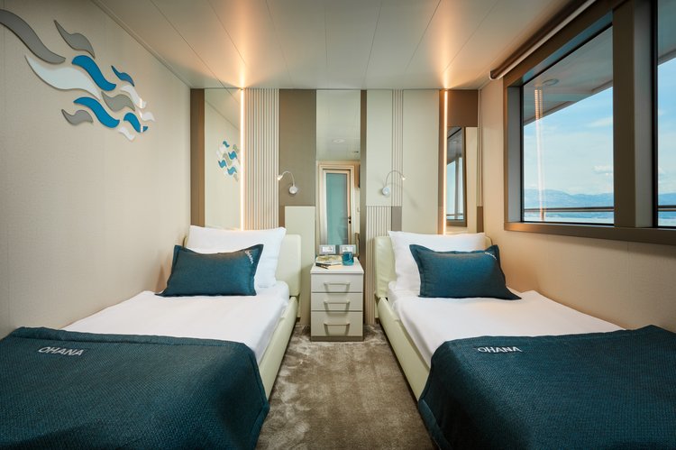 Discover Split surroundings on this Motoryacht  boat