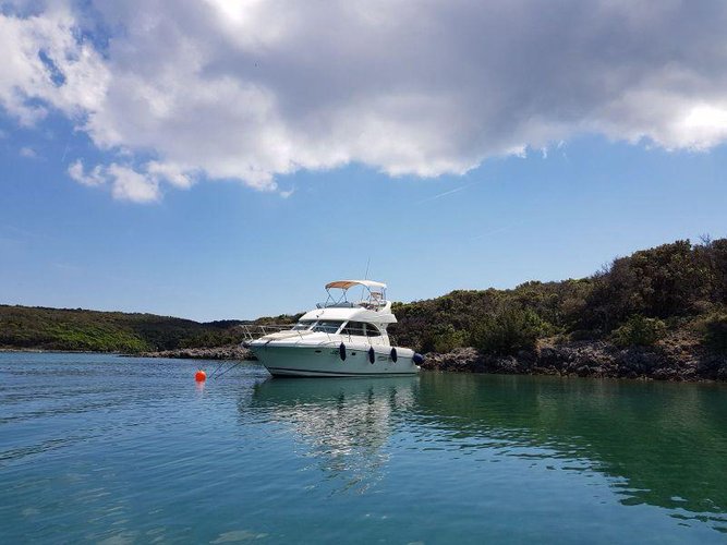 's 38.1 feet in Punat