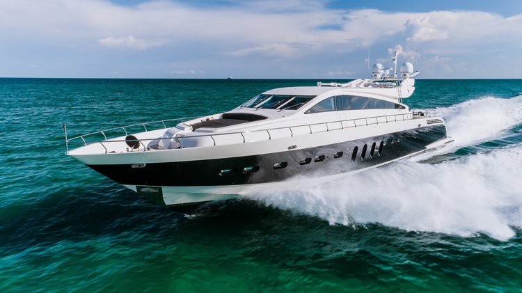 101ft Leopard Luxury Yacht Charter Available in Miami