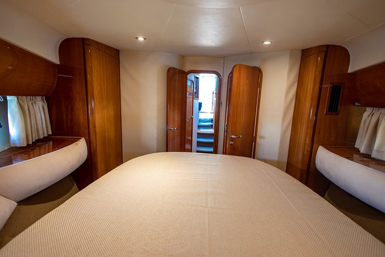 Boat rental in Athens, 
