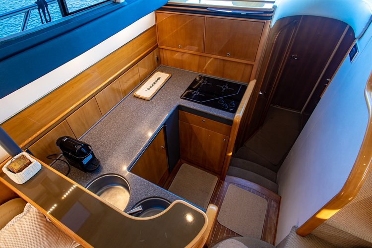 Discover Athens surroundings on this Princess 45 Princess Yachts boat