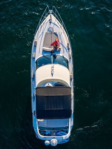 Discover Athens surroundings on this Princess 45 Princess Yachts boat