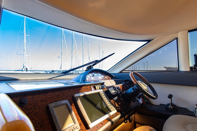 Boat rental in Athens, 