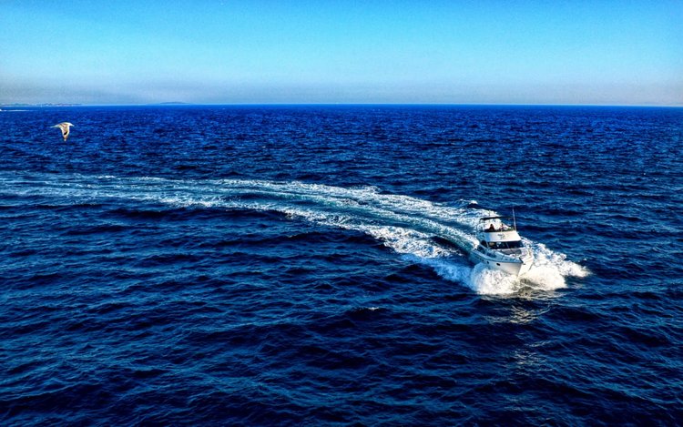 Discover Athens surroundings on this Princess 45 Princess Yachts boat