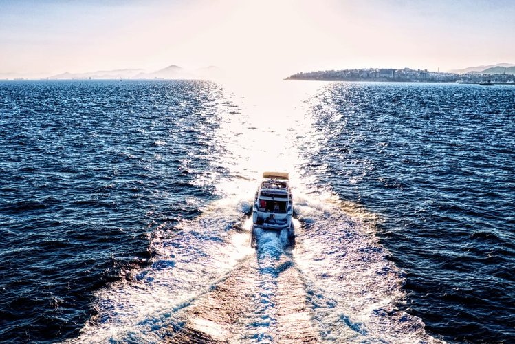 Boat rental in Athens, 