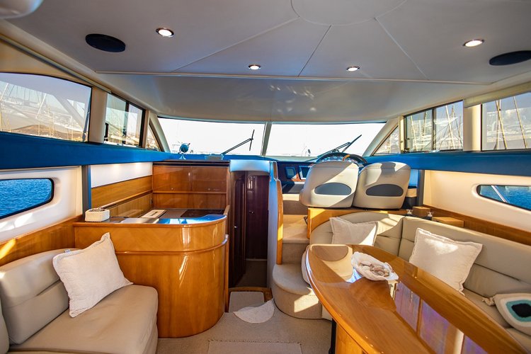 45.9 feet Princess Yachts in great shape