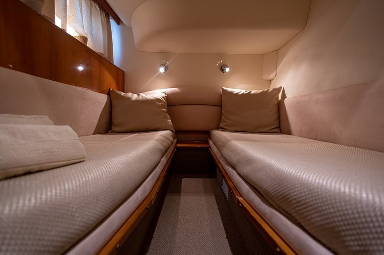 Discover Athens surroundings on this Princess 45 Princess Yachts boat