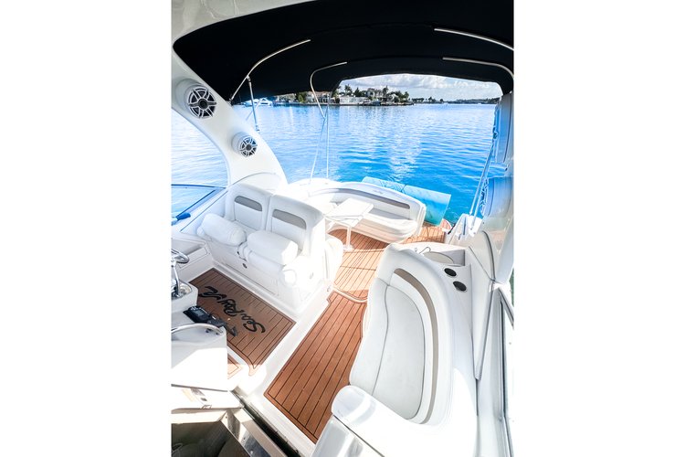 Up to 13 persons can enjoy a ride on this Deck boat boat