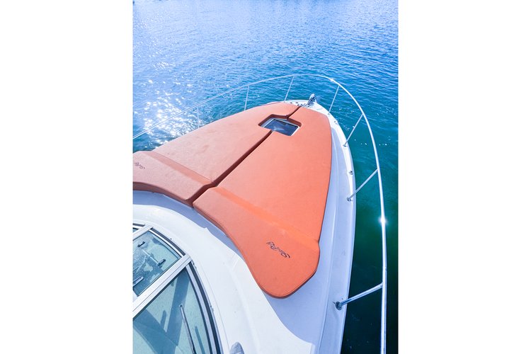 Boating is fun with a Deck boat in Miami