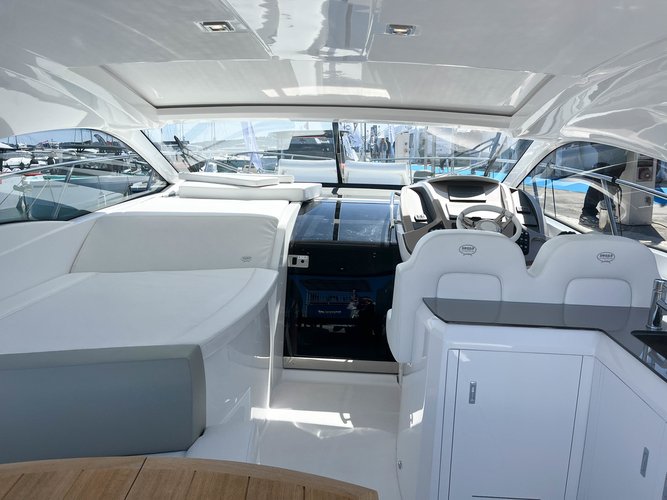Jump aboard this beautiful Sessa Marine Sessa C38