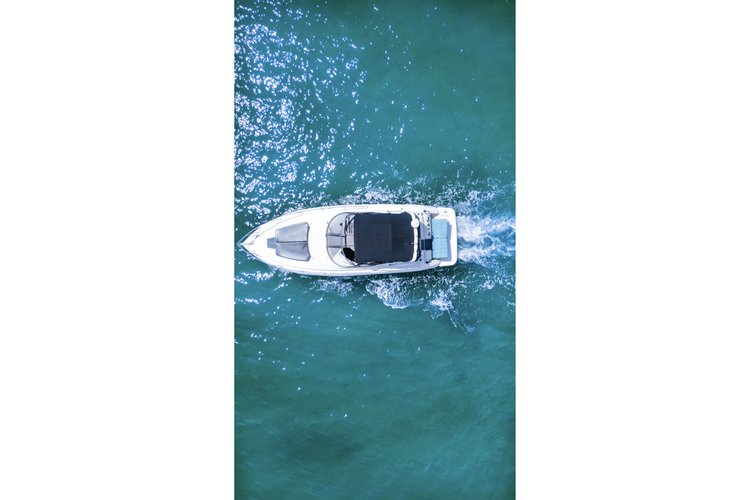 Boat rental in Miami, FL