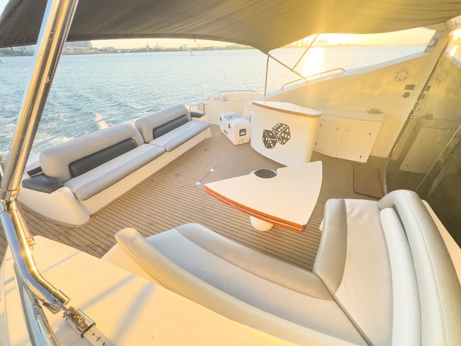 Up to 13 persons can enjoy a ride on this Sunseeker boat