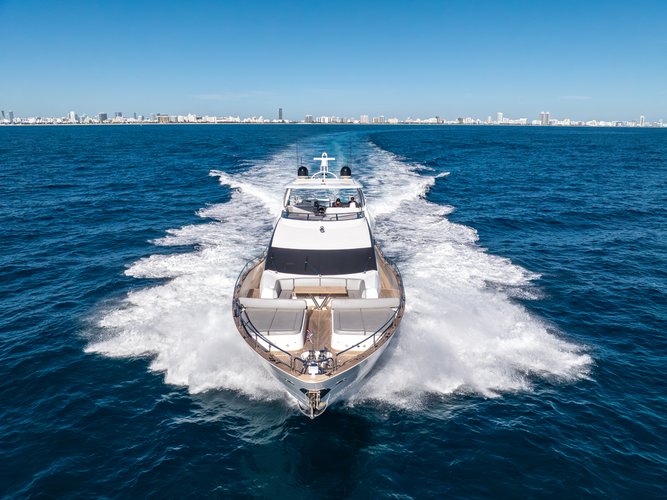 96.0 feet Sunseeker in great shape