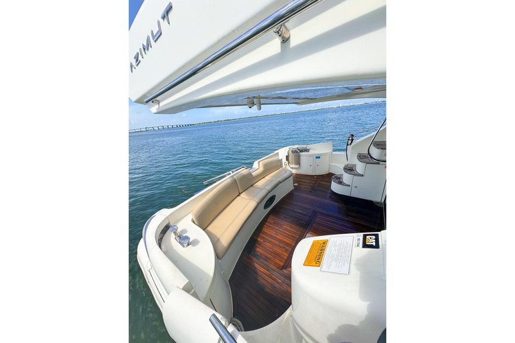 Boating is fun with a Azimut in Miami